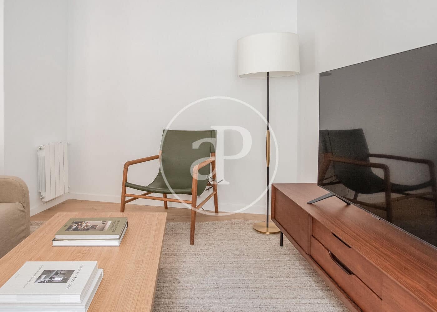 3 quarto Apartamento para arrendar em Madrid cidade - 4 600 € (Ref: 8726517)
