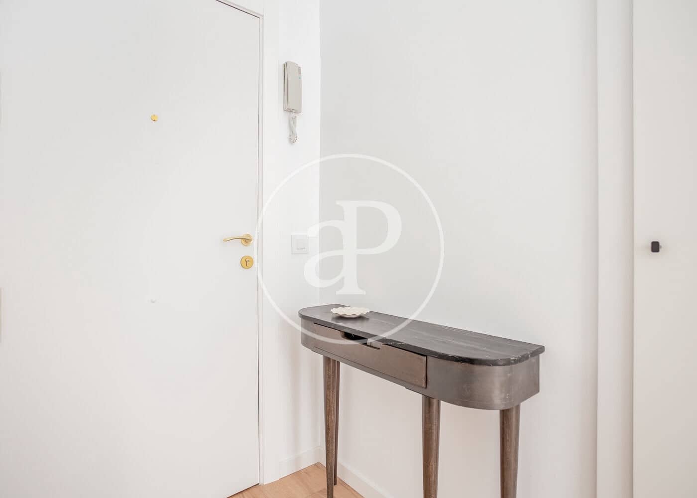 3 quarto Apartamento para arrendar em Madrid cidade - 4 600 € (Ref: 8726517)