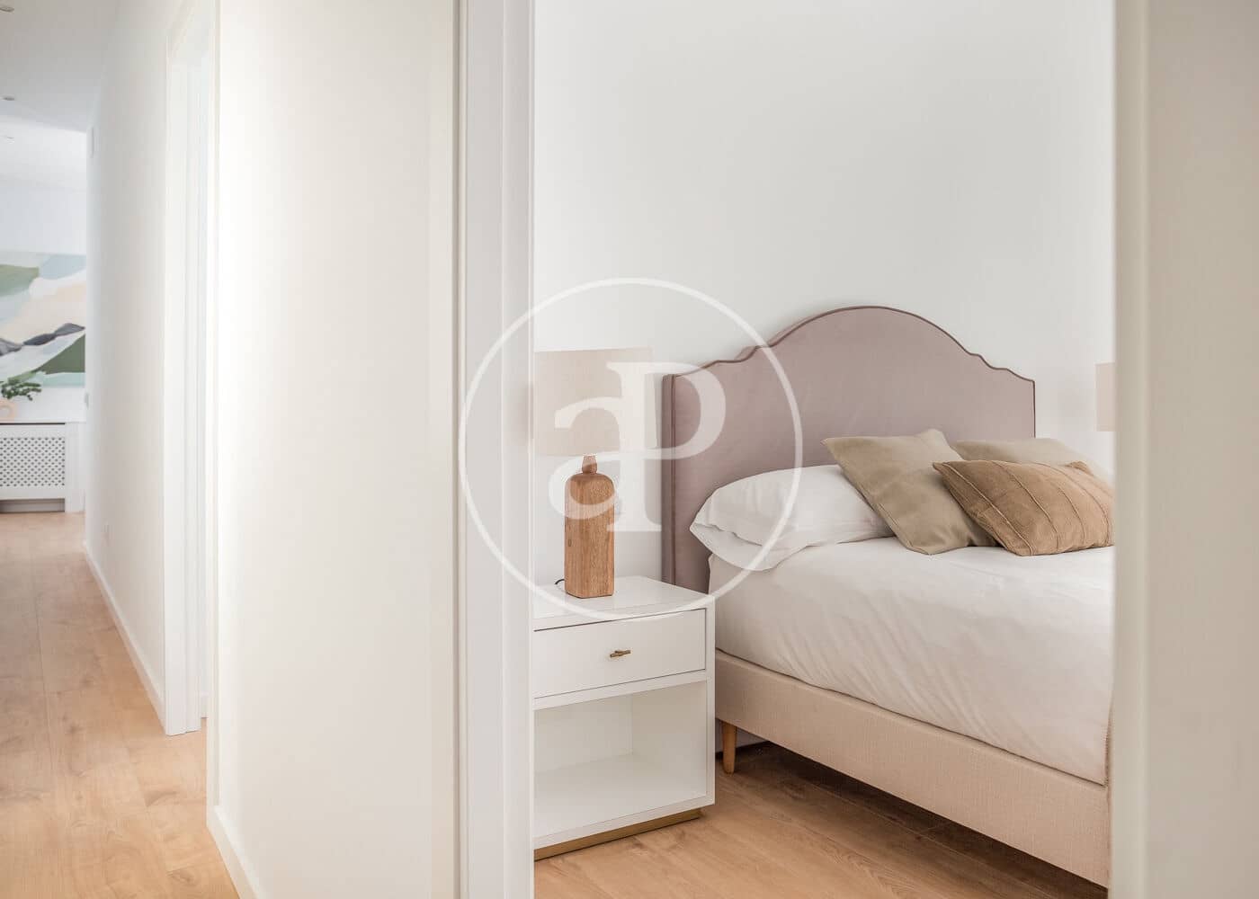 3 quarto Apartamento para arrendar em Madrid cidade - 4 600 € (Ref: 8726517)