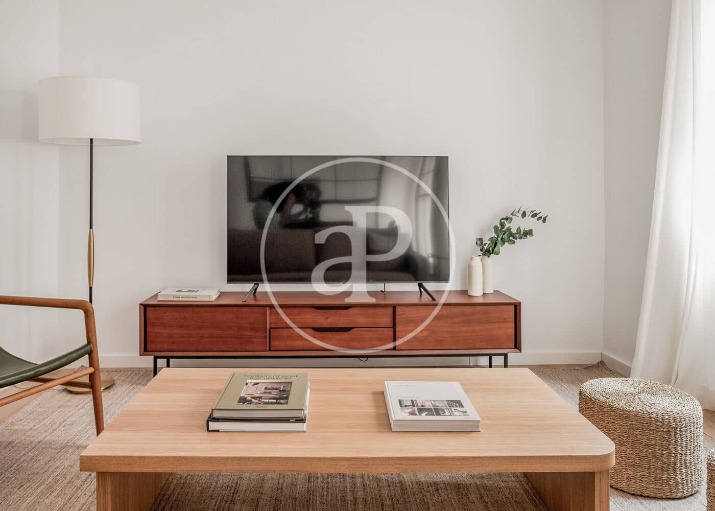3 quarto Apartamento para arrendar em Madrid cidade - 4 600 € (Ref: 8726517)