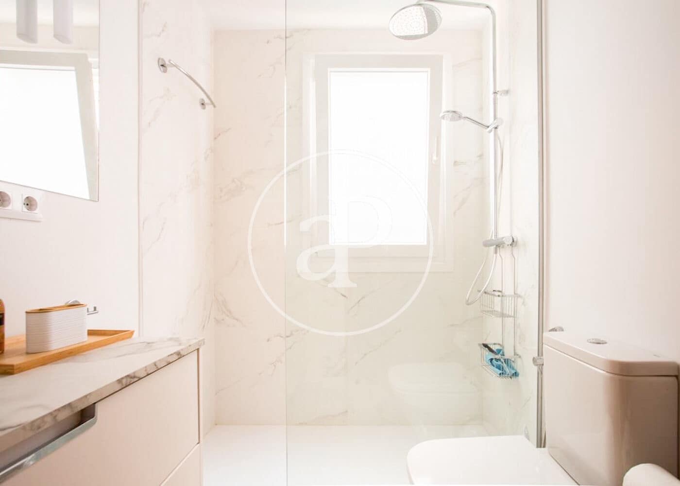 Appartement de 2 chambres à louer à Madrid ville - 4 500 € (Ref: 8726518)