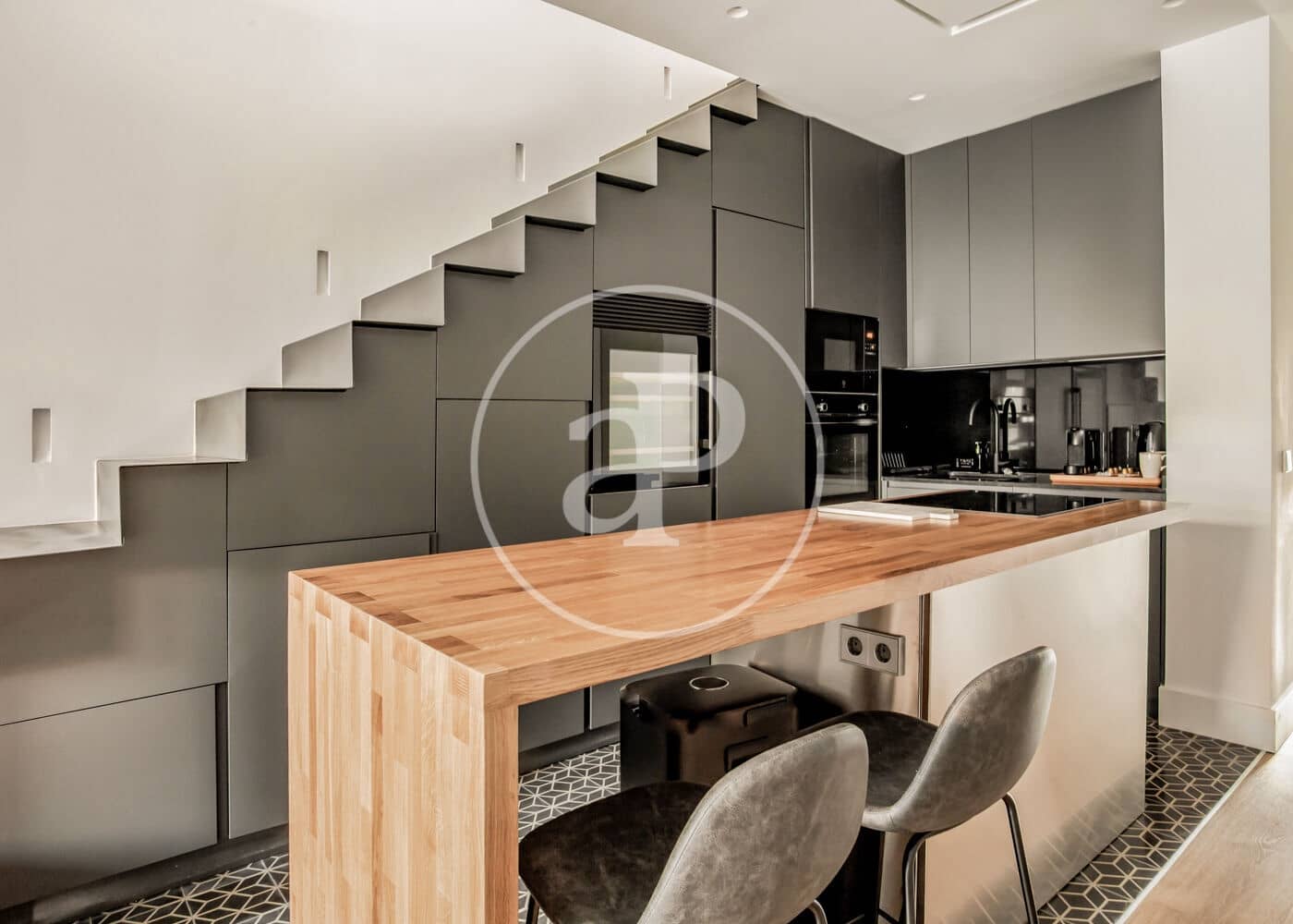 3 soveværelse Lejlighed til leje i Madrid by - € 5.000 (Ref: 8726522)