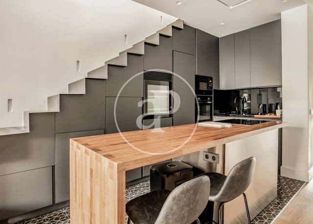 3 soveværelse Lejlighed til leje i Justicia, Madrid by - € 5.000 (Ref: 8726522)