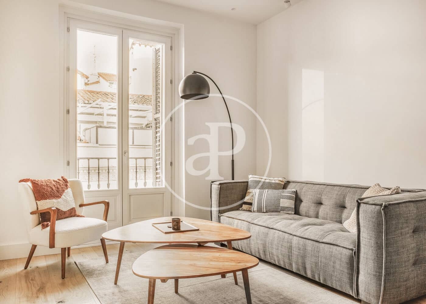 3 soveværelse Lejlighed til leje i Madrid by - € 5.000 (Ref: 8726522)