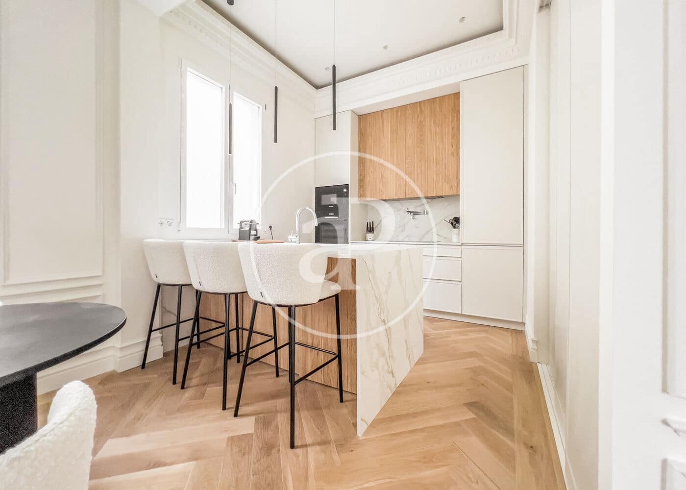 Appartement de 3 chambres à louer à Madrid ville - 10 000 € (Ref: 8726523)