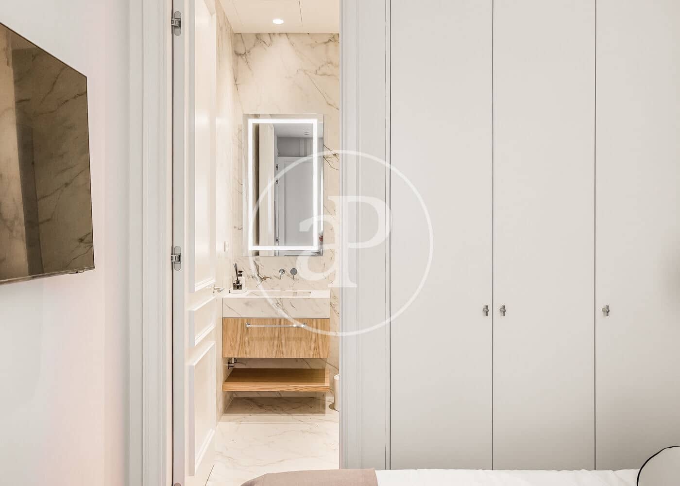 Appartement de 3 chambres à louer à Madrid ville - 10 000 € (Ref: 8726523)