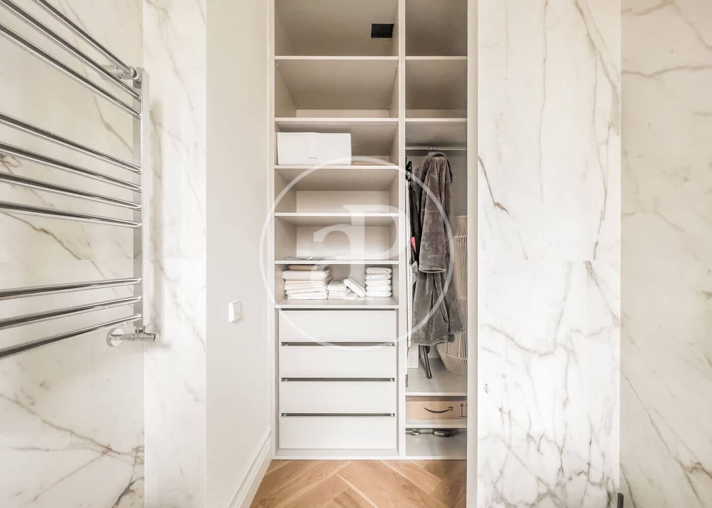 Appartement de 3 chambres à louer à Madrid ville - 10 000 € (Ref: 8726523)