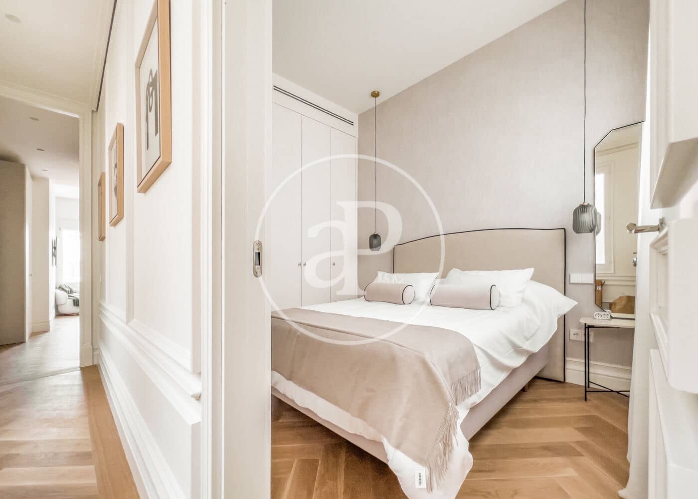 Appartement de 3 chambres à louer à Madrid ville - 10 000 € (Ref: 8726523)