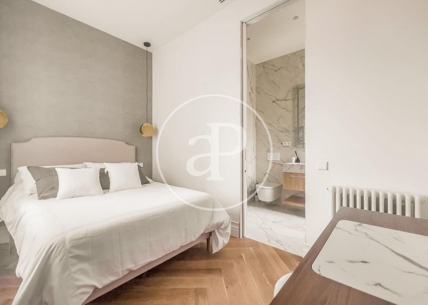 Appartement de 3 chambres à louer à Madrid ville - 10 000 € (Ref: 8726523)