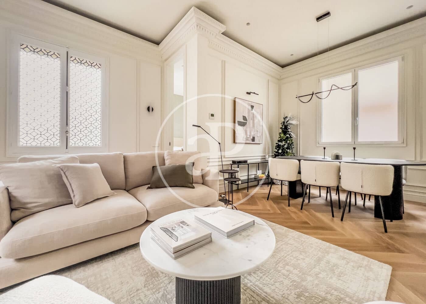 Appartement de 3 chambres à louer à Madrid ville - 10 000 € (Ref: 8726523)