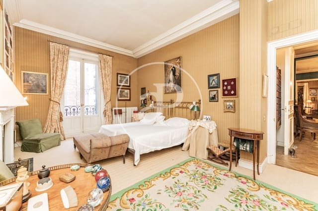 4 soveværelse Lejlighed til leje i Almagro, Madrid by - € 25.000 (Ref: 8726526)