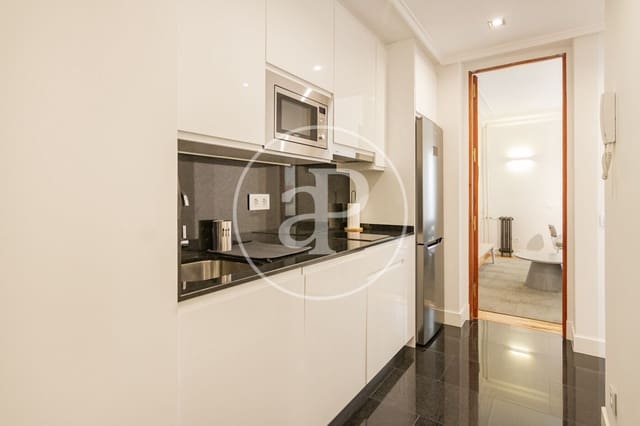 1 quarto Apartamento para arrendar em Sol, Madrid cidade - 2 145 € (Ref: 8726528)