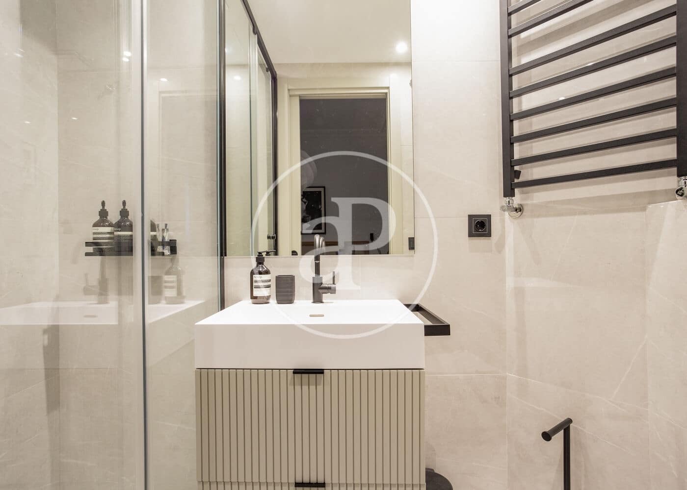 3 Zimmer Apartment zu vermieten in Madrid Stadt - 10.000 € (Ref: 8726534)