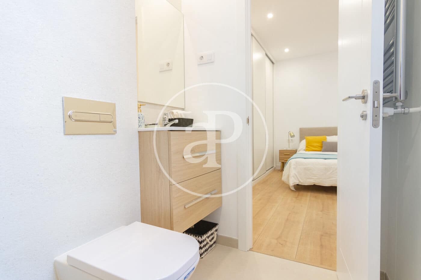 2 soverom Leilighet til leie i Madrid by - € 2 290 (Ref: 8728824)