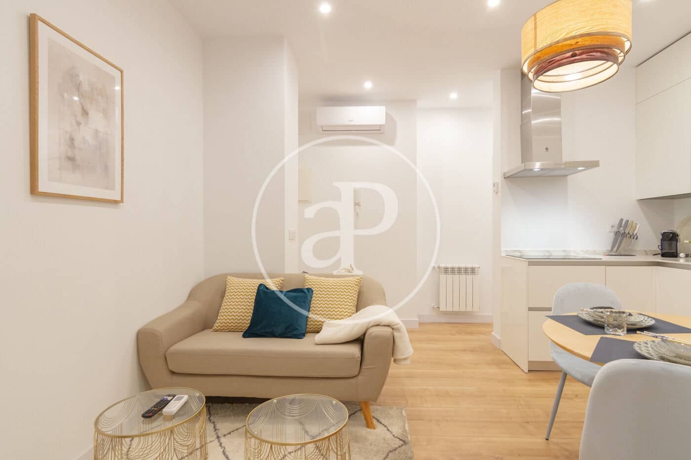 2 soverom Leilighet til leie i Madrid by - € 2 290 (Ref: 8728824)