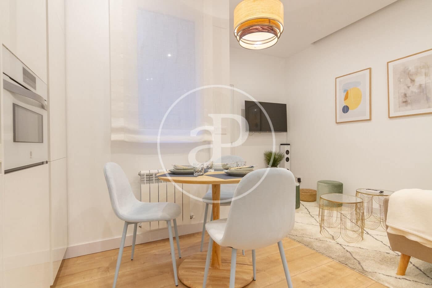 2 soverom Leilighet til leie i Madrid by - € 2 290 (Ref: 8728824)