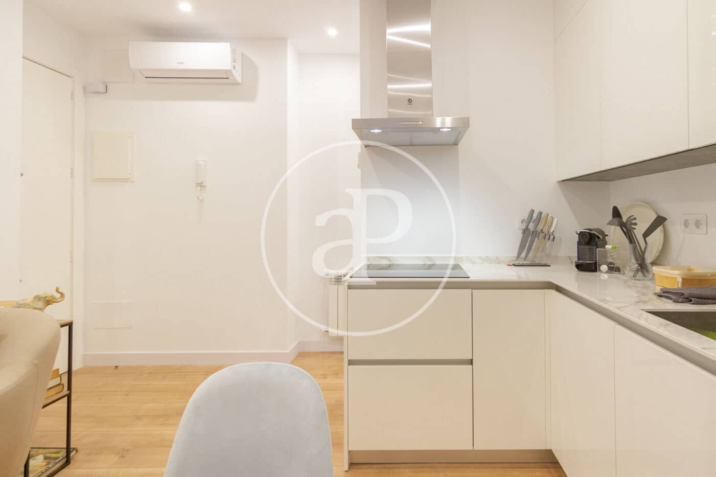 2 soverom Leilighet til leie i Madrid by - € 2 290 (Ref: 8728824)