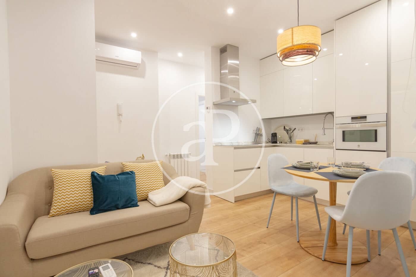 2 soverom Leilighet til leie i Madrid by - € 2 290 (Ref: 8728824)