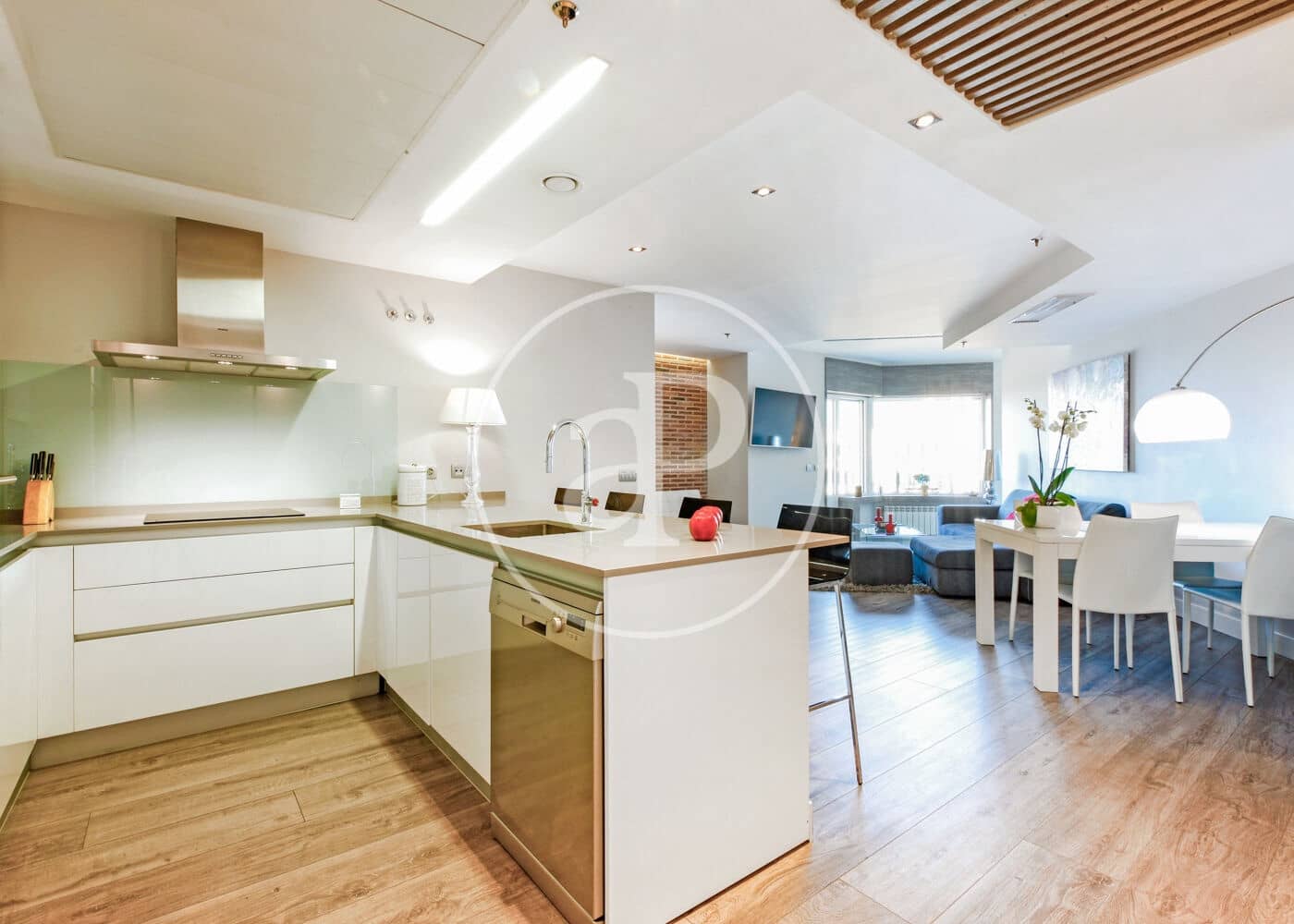 1 soveværelse Lejlighed til leje i Madrid by - € 2.500 (Ref: 8728828)