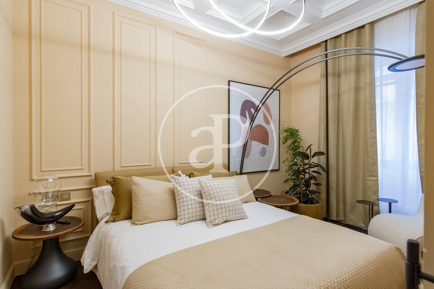 3 soveværelse Lejlighed til leje i Madrid by - € 7.500 (Ref: 8735490)