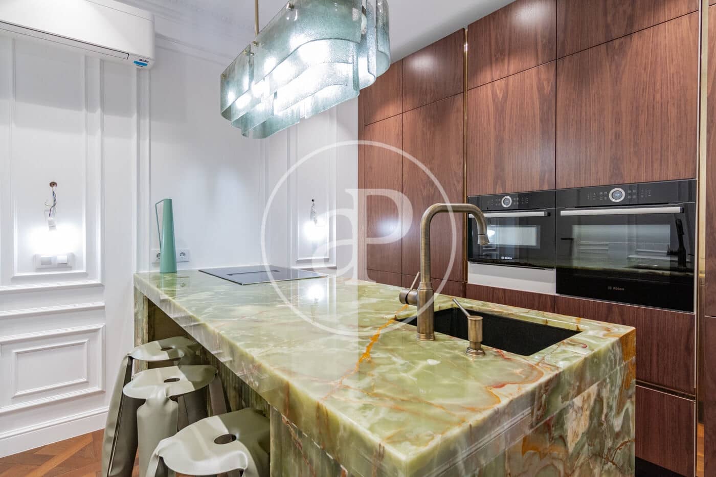 3 soveværelse Lejlighed til leje i Madrid by - € 7.500 (Ref: 8735490)