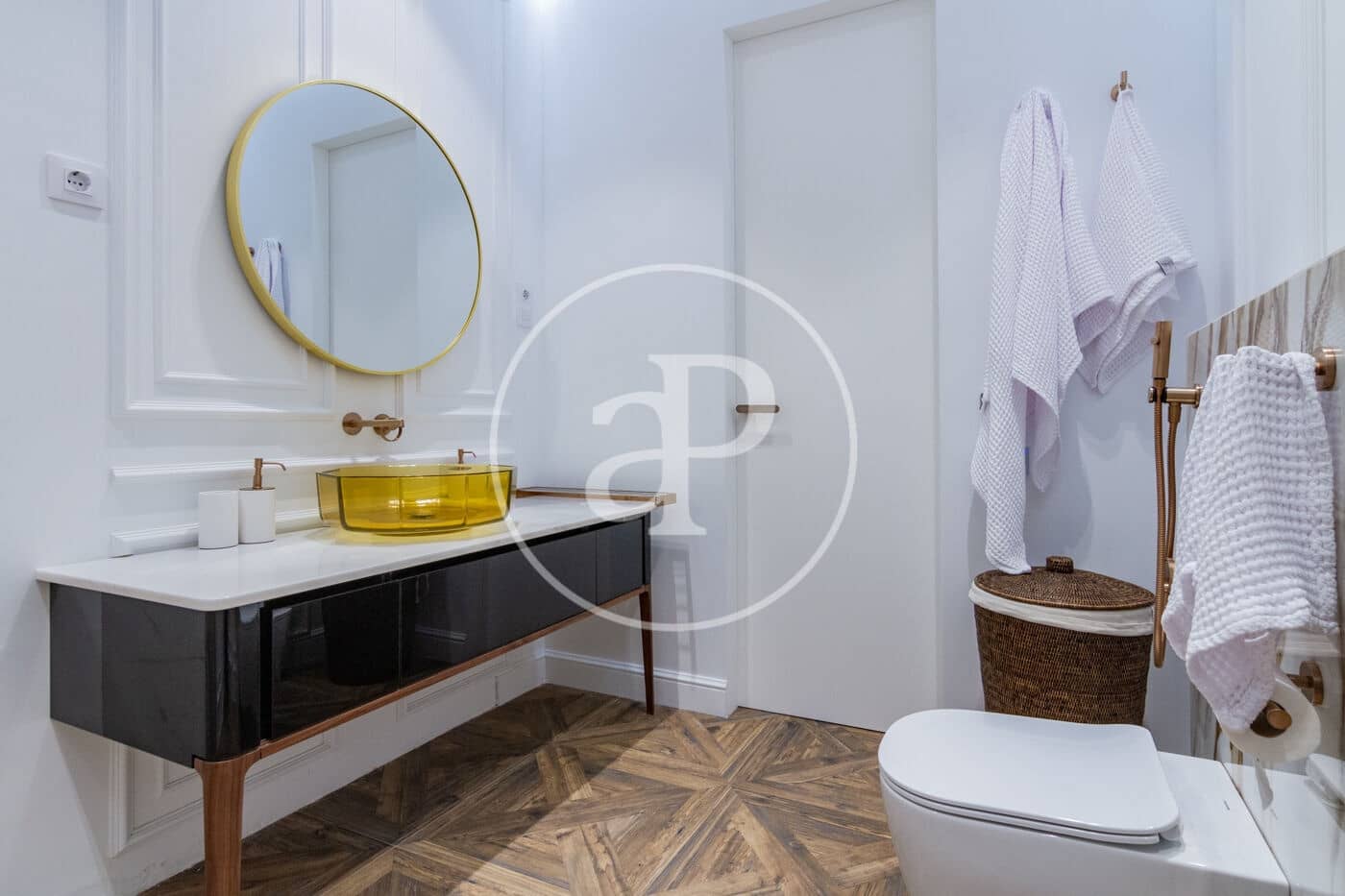 3 soveværelse Lejlighed til leje i Madrid by - € 7.500 (Ref: 8735490)