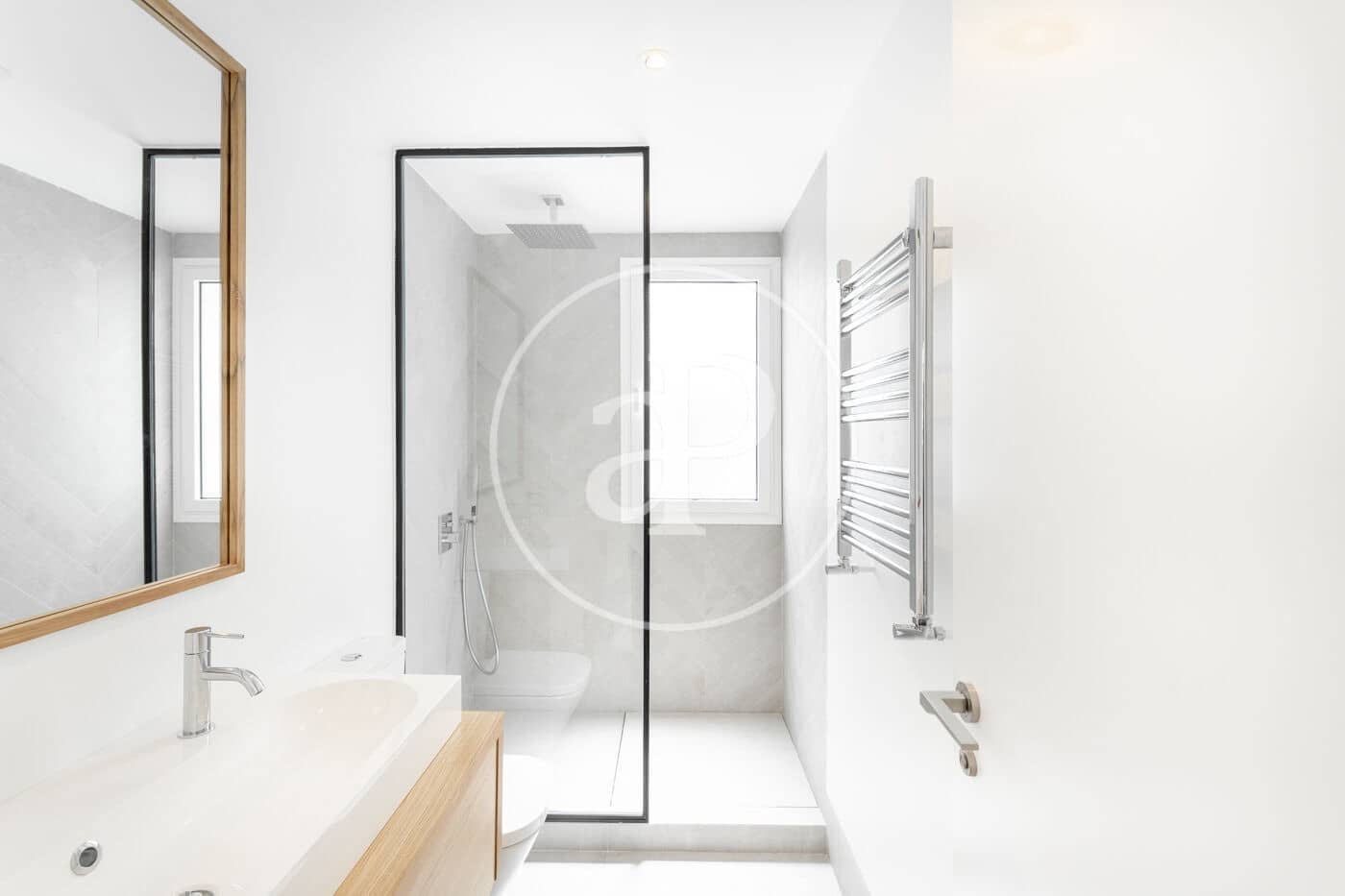 4 soverom Penthouse til leie i Madrid by - € 4 200 (Ref: 8738703)