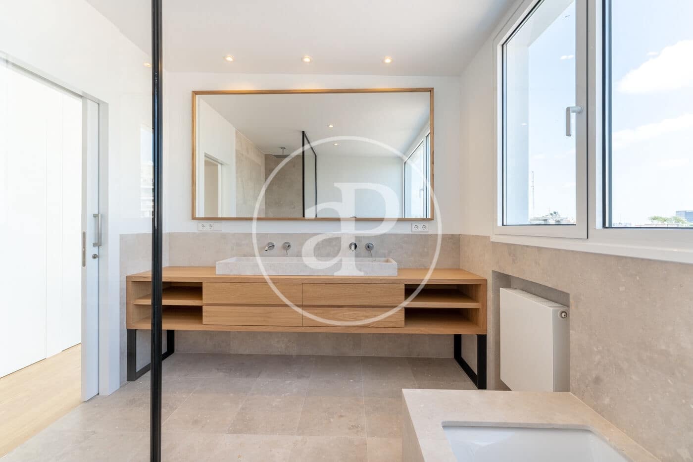 4 soverom Penthouse til leie i Madrid by - € 4 200 (Ref: 8738703)