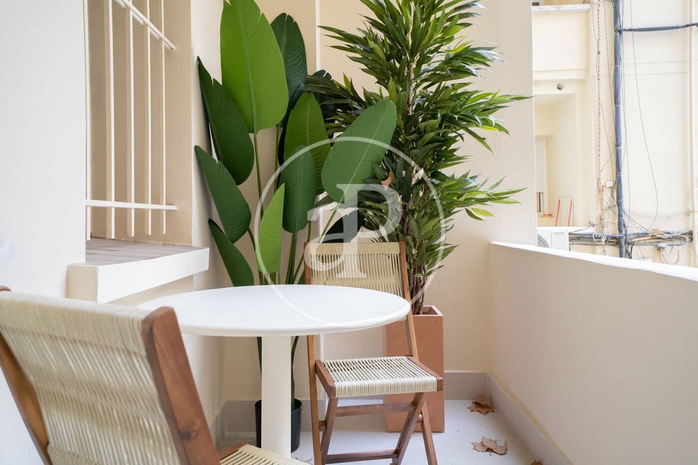 2 soverom Leilighet til leie i Madrid by - € 2 700 (Ref: 8738705)