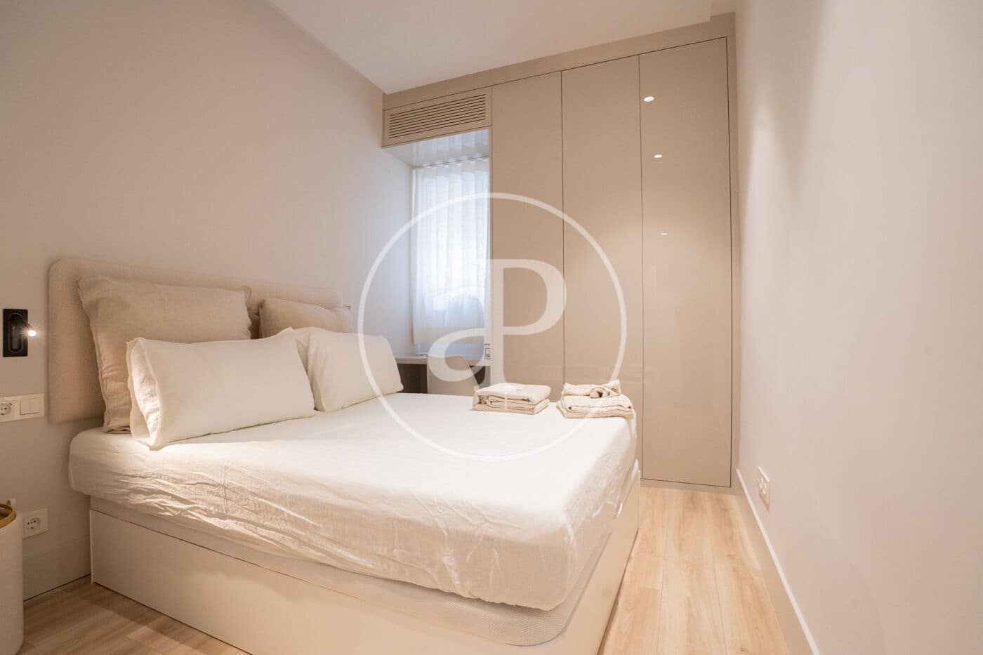 2 soverom Leilighet til leie i Madrid by - € 2 700 (Ref: 8738705)