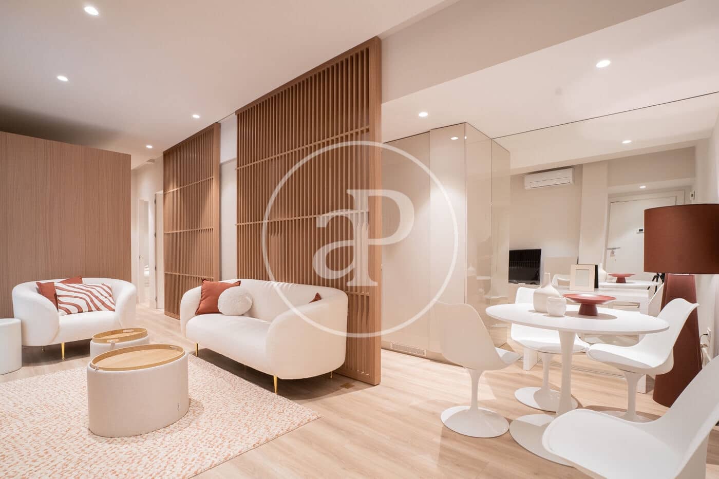 2 soverom Leilighet til leie i Madrid by - € 2 700 (Ref: 8738705)