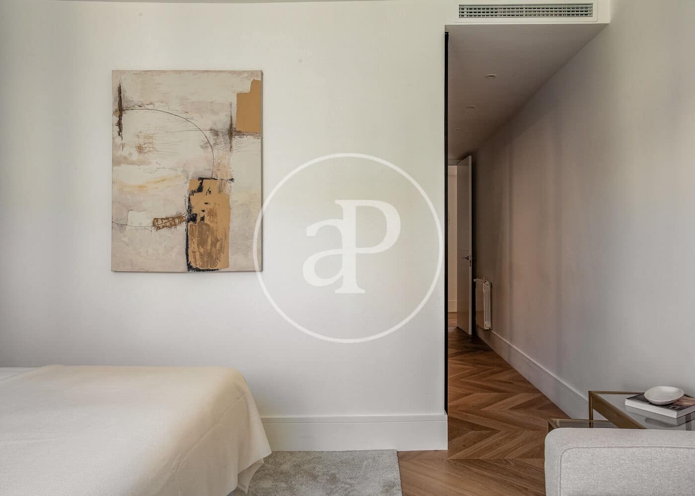 4 soveværelse Lejlighed til leje i Madrid by - € 13.000 (Ref: 8742564)