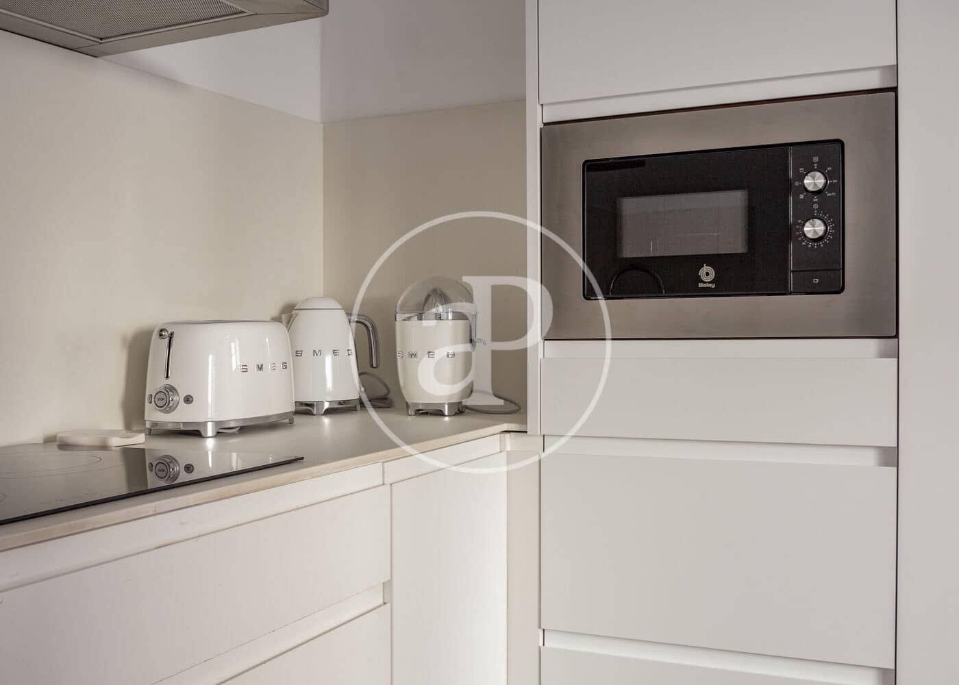 4 soveværelse Lejlighed til leje i Madrid by - € 13.000 (Ref: 8742564)