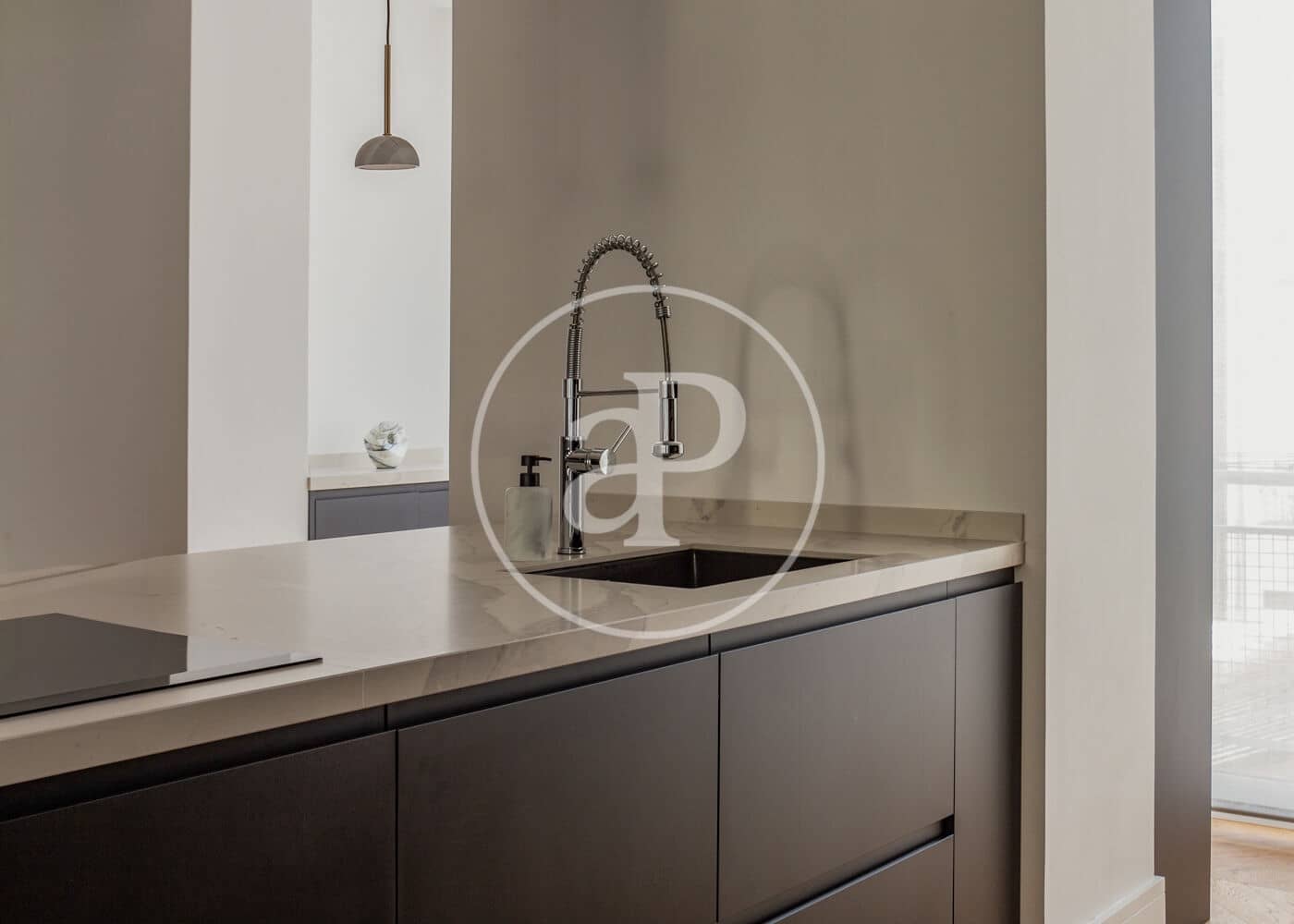 4 soveværelse Lejlighed til leje i Madrid by - € 13.000 (Ref: 8742564)