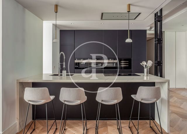 4 soverom Leilighet til leie i Castellana, Madrid by - € 13 000 (Ref: 8742564)