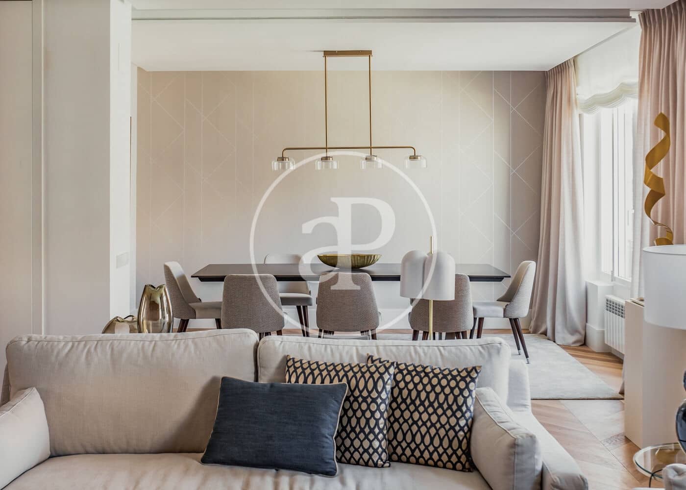 4 soveværelse Lejlighed til leje i Madrid by - € 13.000 (Ref: 8742564)