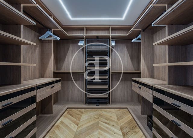 4 soverom Leilighet til leie i Castellana, Madrid by - € 13 000 (Ref: 8742564)