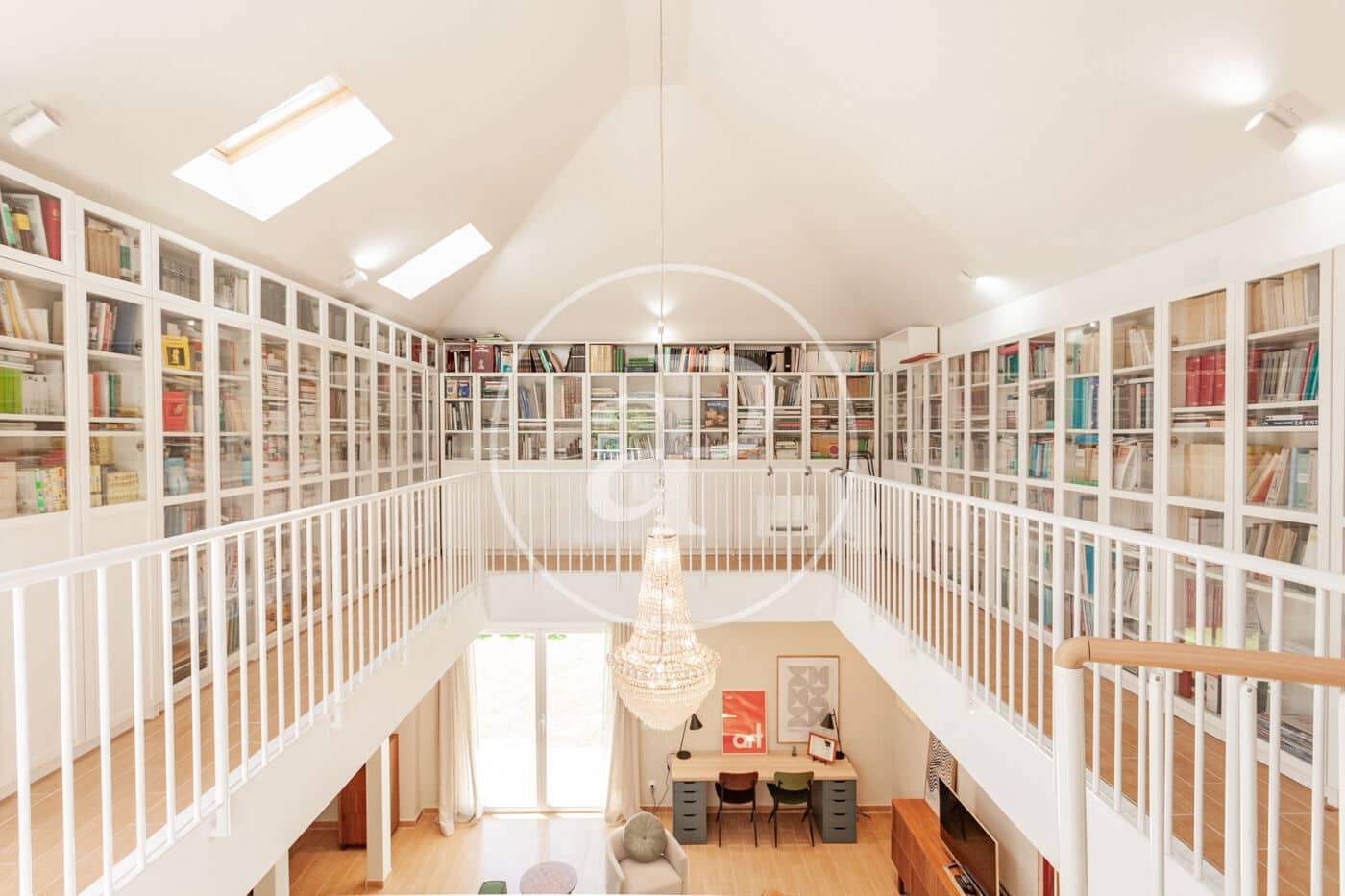 5 bedroom Villa for rent in La Moraleja with pool - € 11,500 (Ref: 8744309)