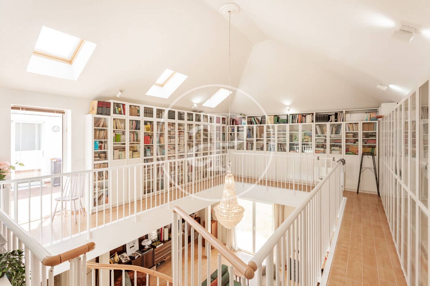 5 bedroom Villa for rent in La Moraleja with pool - € 11,500 (Ref: 8744309)