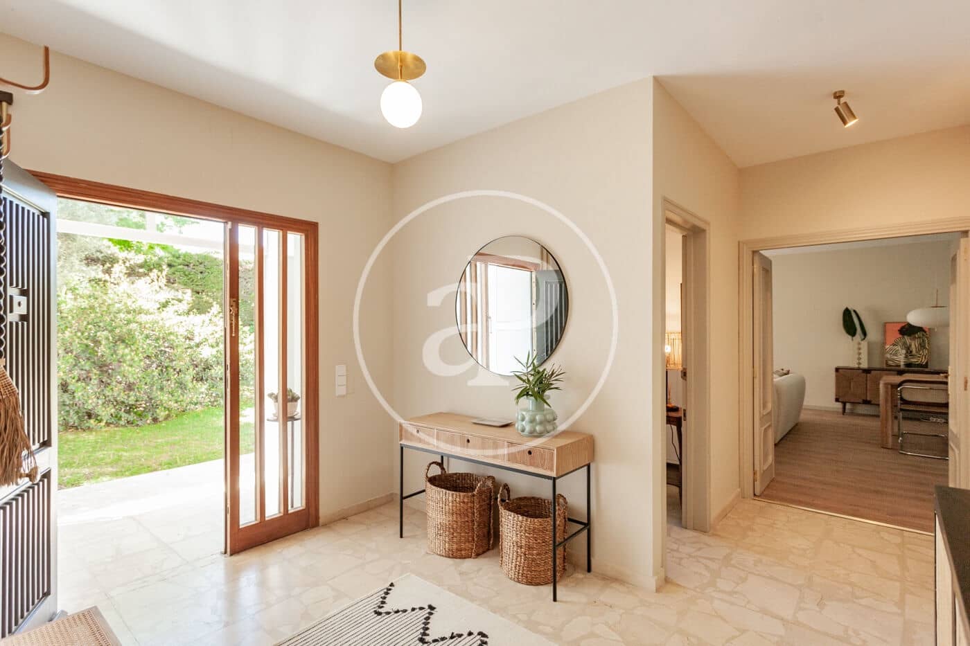 5 bedroom Villa for rent in La Moraleja with pool - € 11,500 (Ref: 8744309)