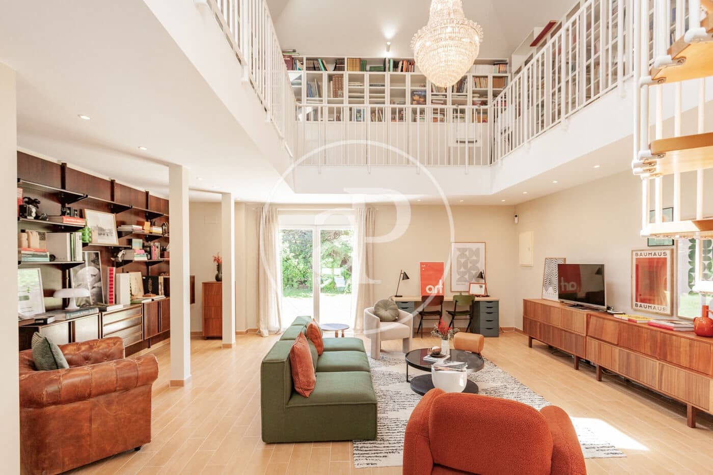 5 bedroom Villa for rent in La Moraleja with pool - € 11,500 (Ref: 8744309)