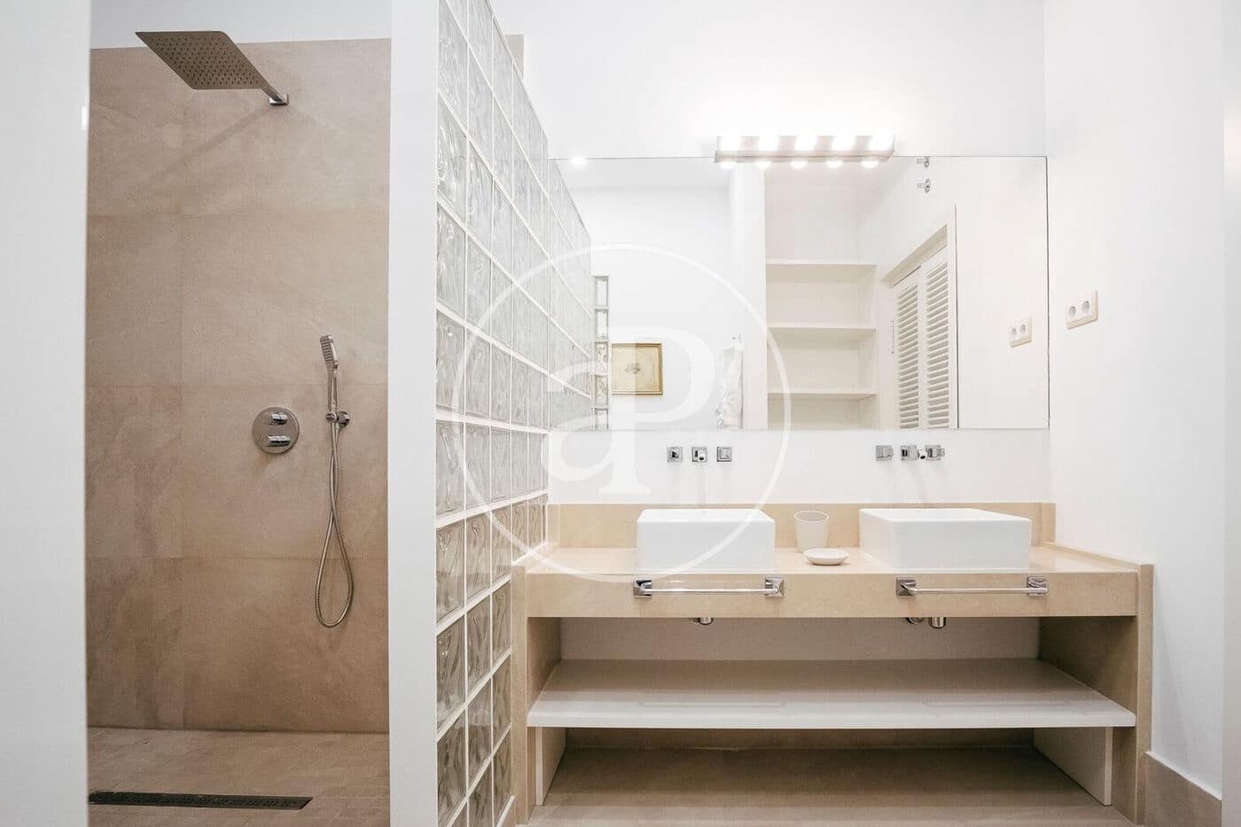 5 makuuhuone Huoneisto vuokrattavana paikassa Madrid kaupunki - 5 000 € (Ref: 8752629)