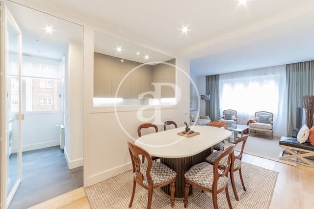 3 soveværelse Lejlighed til salg i Cuatro Caminos, Madrid by - € 1.140.000 (Ref: 8756088)