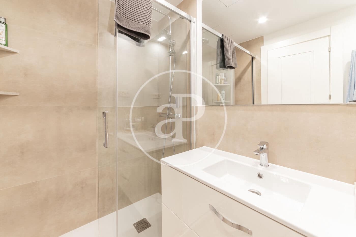 3 soveværelse Lejlighed til salg i Madrid by - € 1.140.000 (Ref: 8756088)