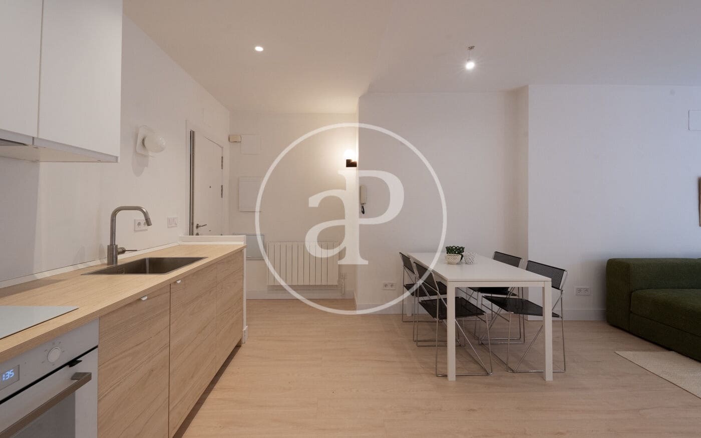 1 sovrum Lägenhet att hyra i Madrid stad - 2 000 € (Ref: 8756091)