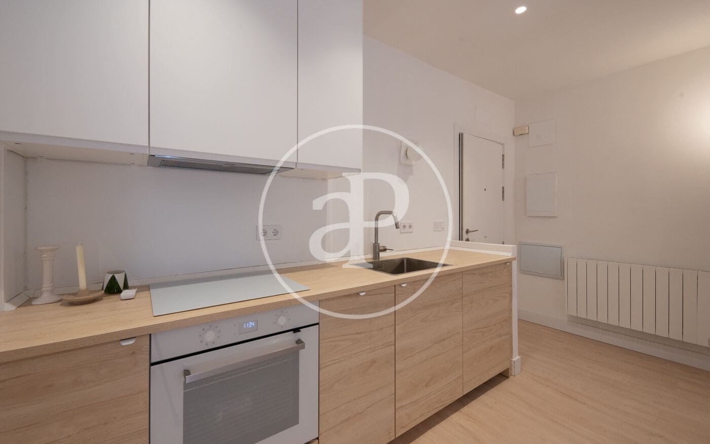 1 sovrum Lägenhet att hyra i Madrid stad - 2 000 € (Ref: 8756091)