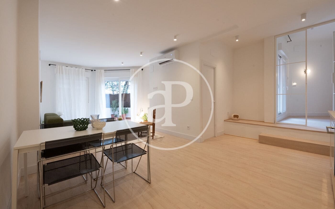 1 sovrum Lägenhet att hyra i Madrid stad - 2 000 € (Ref: 8756091)