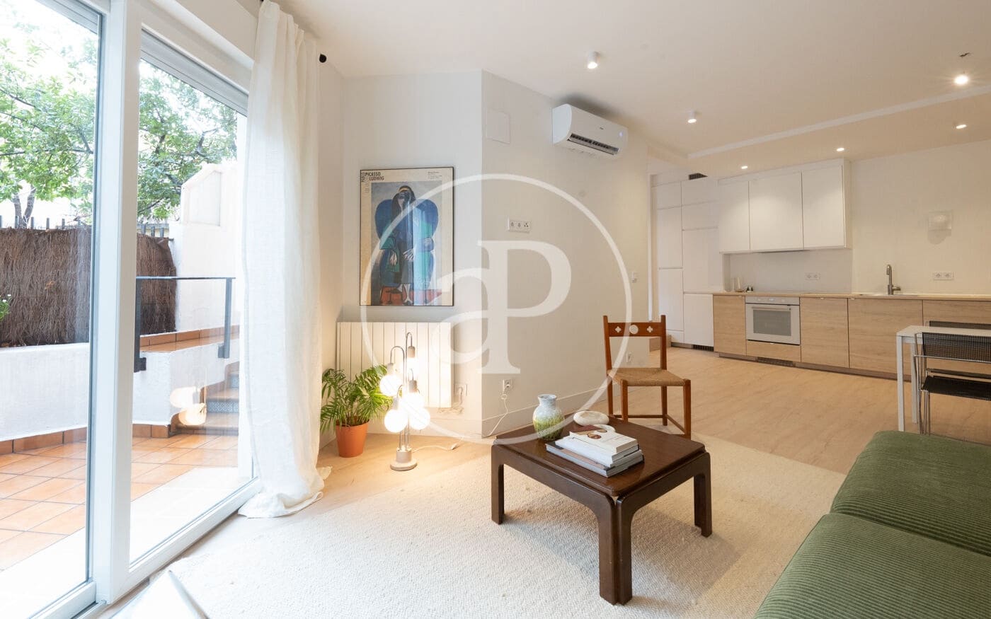 1 sovrum Lägenhet att hyra i Madrid stad - 2 000 € (Ref: 8756091)