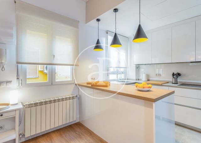 Apartamento de 2 habitaciones en Legazpi, Madrid ciudad en alquiler - 1.800 € (Ref: 8756939)