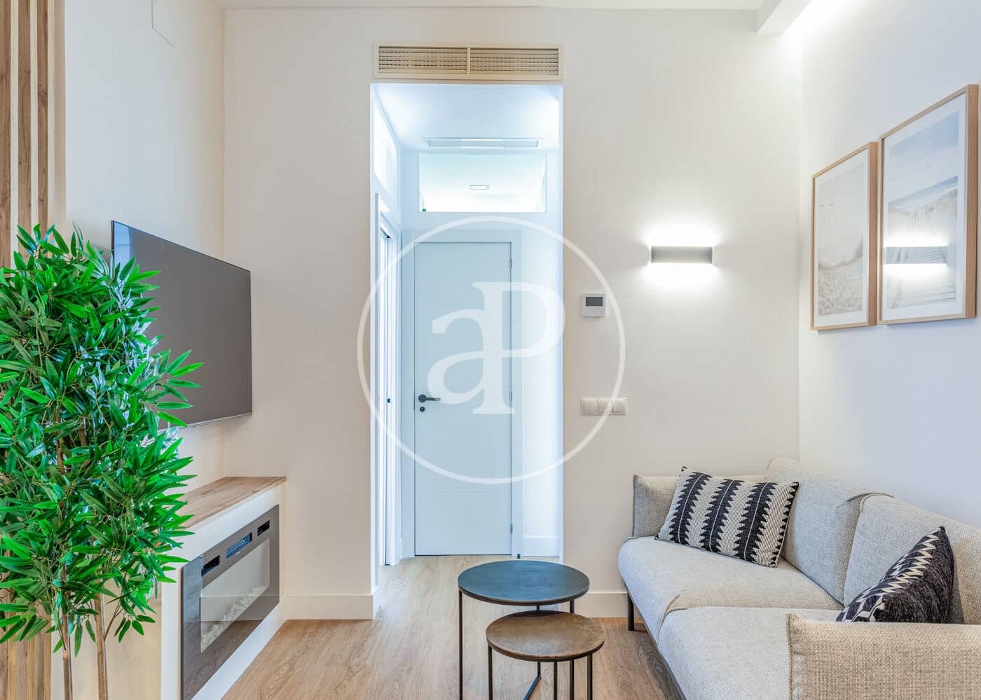 Appartement de 2 chambres à louer à Madrid ville - 1 800 € (Ref: 8756939)